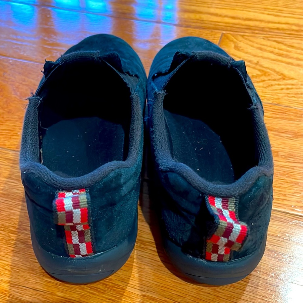 Merrell size 3.5 - Picture 2 of 2